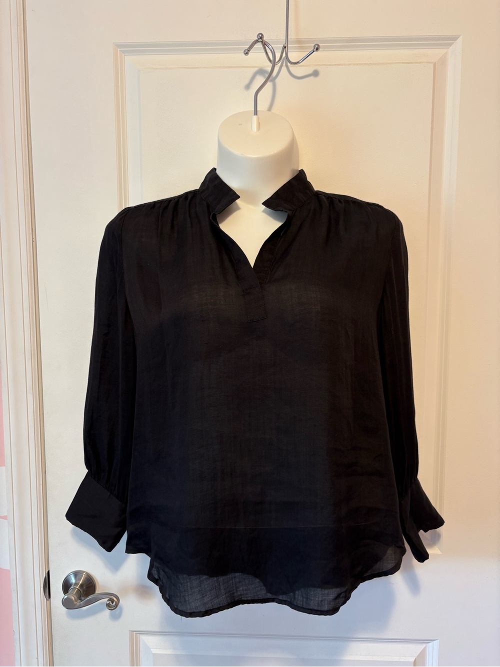 Chico's Black V-Neck Long Sleeve Sheer Blouse
